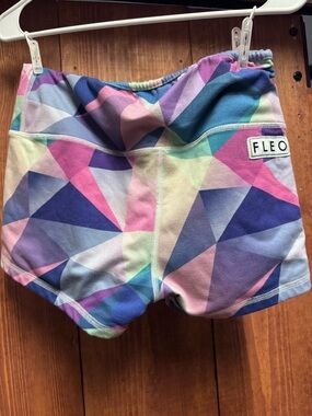 Fleo Pastel Geometric Active Shorts with Logo